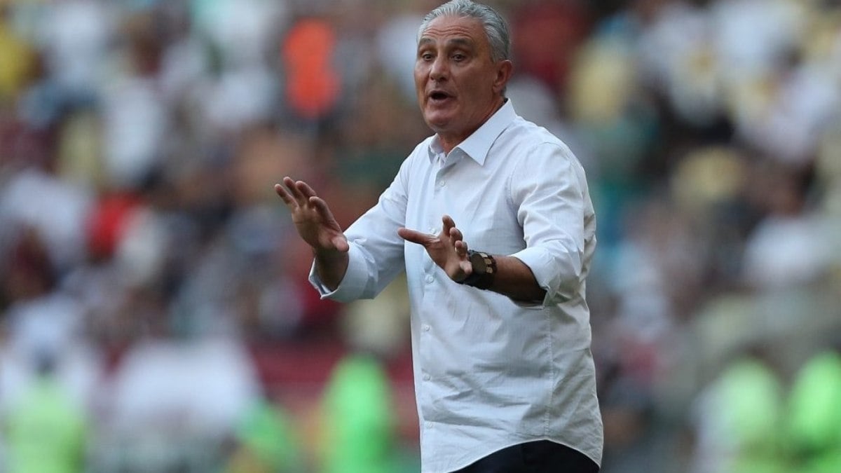 Tite justifica ausência de Pedro e crítica calendário brasileiro. Tite justifica ausência de Pedro e crítica calendário brasileiro.