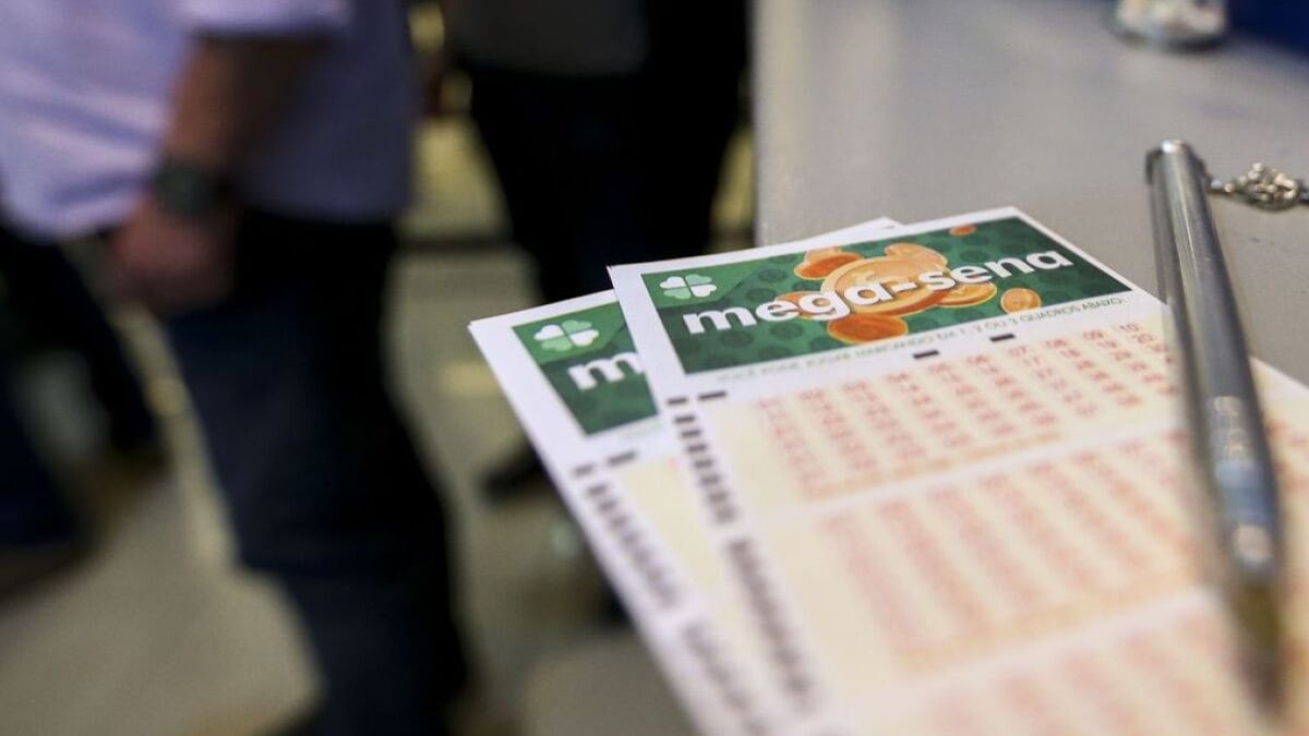 Mega-Sena sorteia prêmio de R$ 162 milhões; confira os números Mega-Sena sorteia prêmio de R$ 162 milhões; confira os números