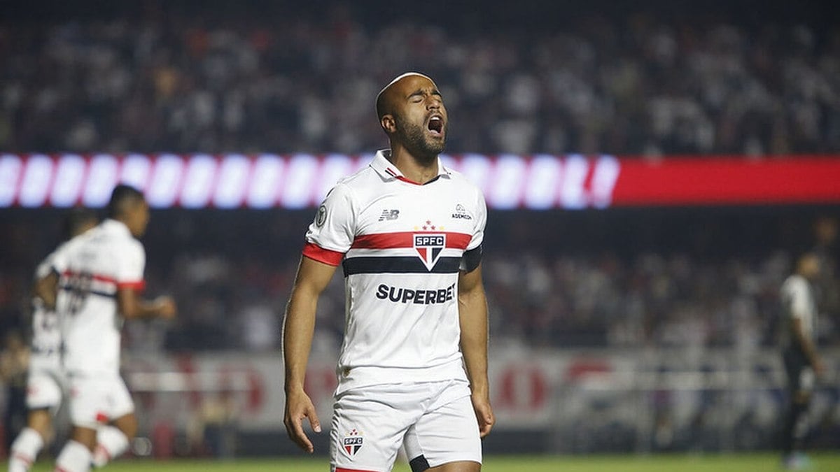 Lucas Moura lamenta a falta de eficiência do São Paulo Lucas Moura lamenta a falta de eficiência do São Paulo