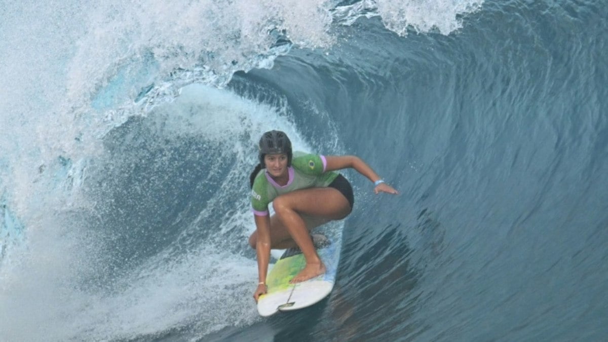 Luana Silva avança às oitavas do surfe de Paris-2024; Tati Weston-Webb e Tainá vão para repescagem Luana Silva avança às oitavas do surfe de Paris-2024; Tati Weston-Webb e Tainá vão para repescagem