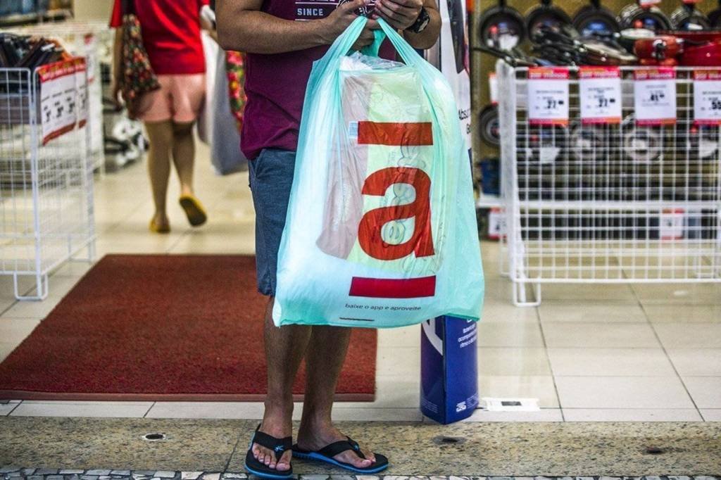 Afinal, quanto vale a Americanas? Após aporte, papel aguarda seu dia D Afinal, quanto vale a Americanas? Após aporte, papel aguarda seu dia D