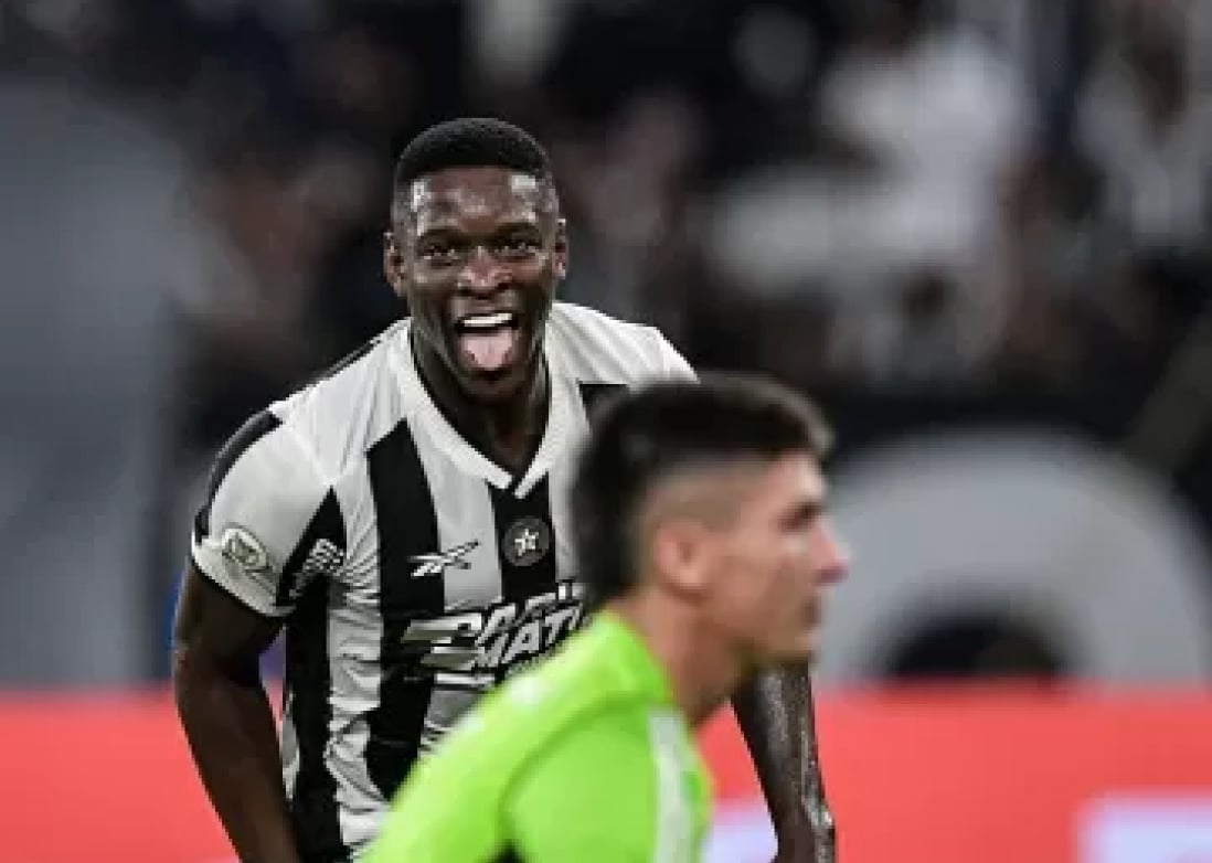 Botafogo vence Inter e garante liderança do Brasileirão por mais uma rodada – ac24horas.com Botafogo vence Inter e garante liderança do Brasileirão por mais uma rodada – ac24horas.com