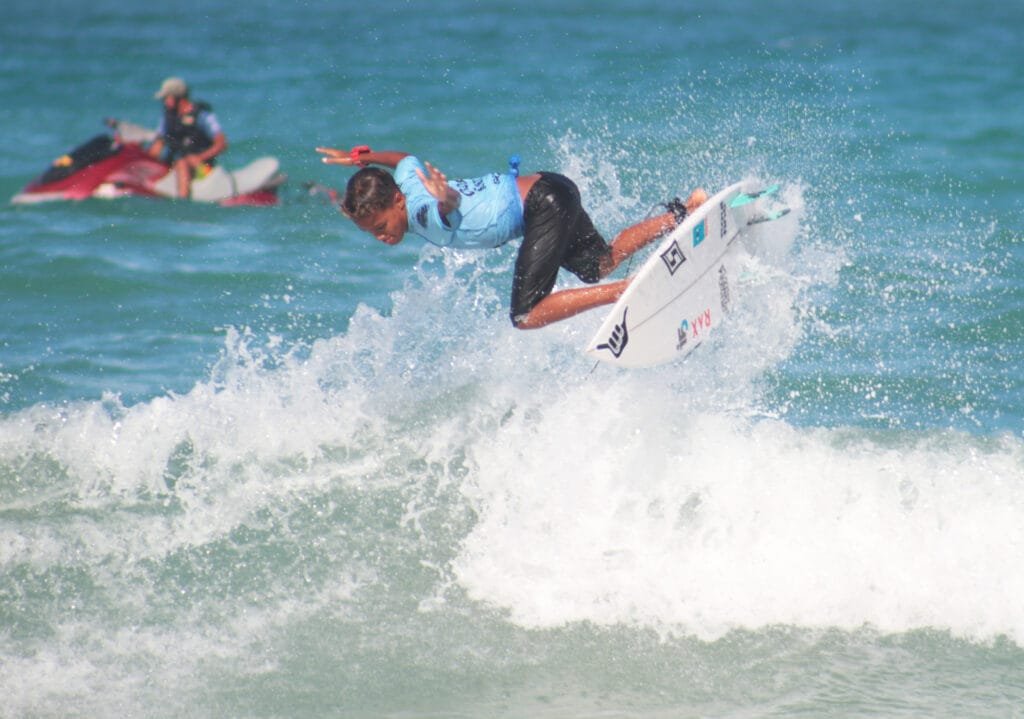 Campeonato de surfe “Fico RN” acontece em Baía Formosa neste sábado e domingo