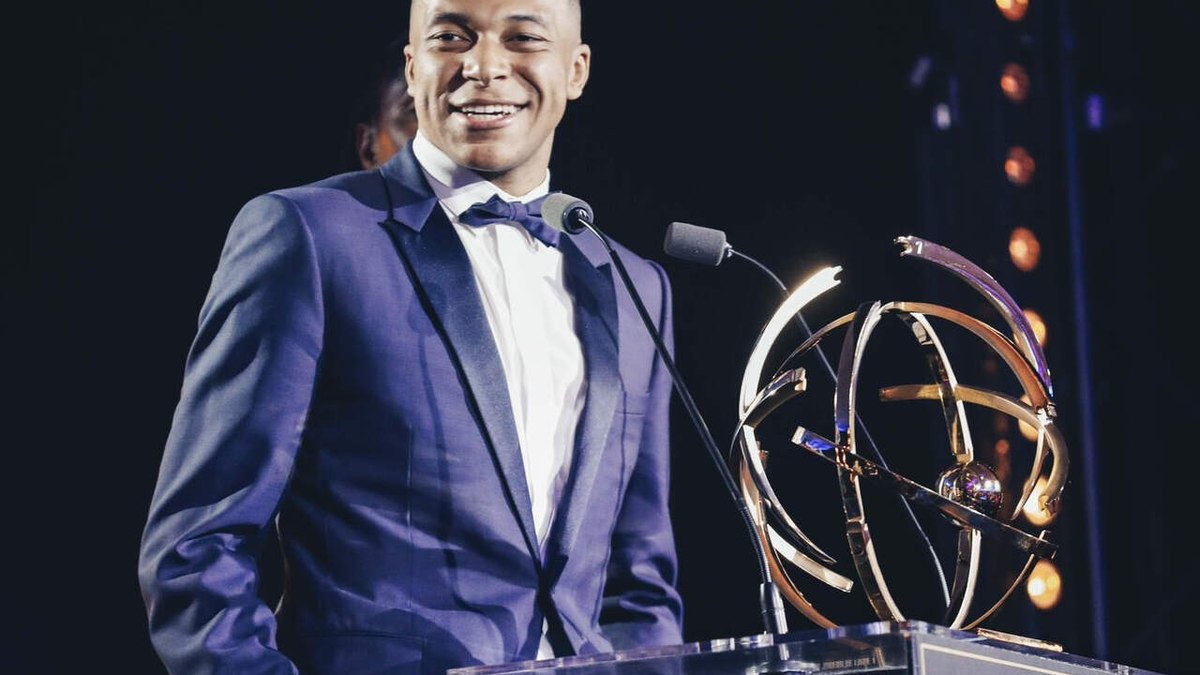 Mbappé fica próximo de pagar quantia milionária e virar dono de clube na França Mbappé fica próximo de pagar quantia milionária e virar dono de clube na França