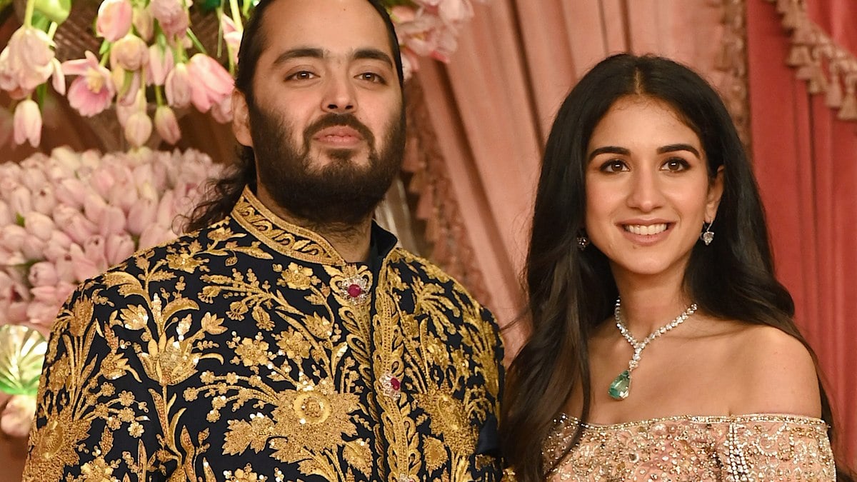 Casamento de R$ 3,2 bilhões na Índia tem 5 meses de festas e shows de famosos Casamento de R$ 3,2 bilhões na Índia tem 5 meses de festas e shows de famosos
