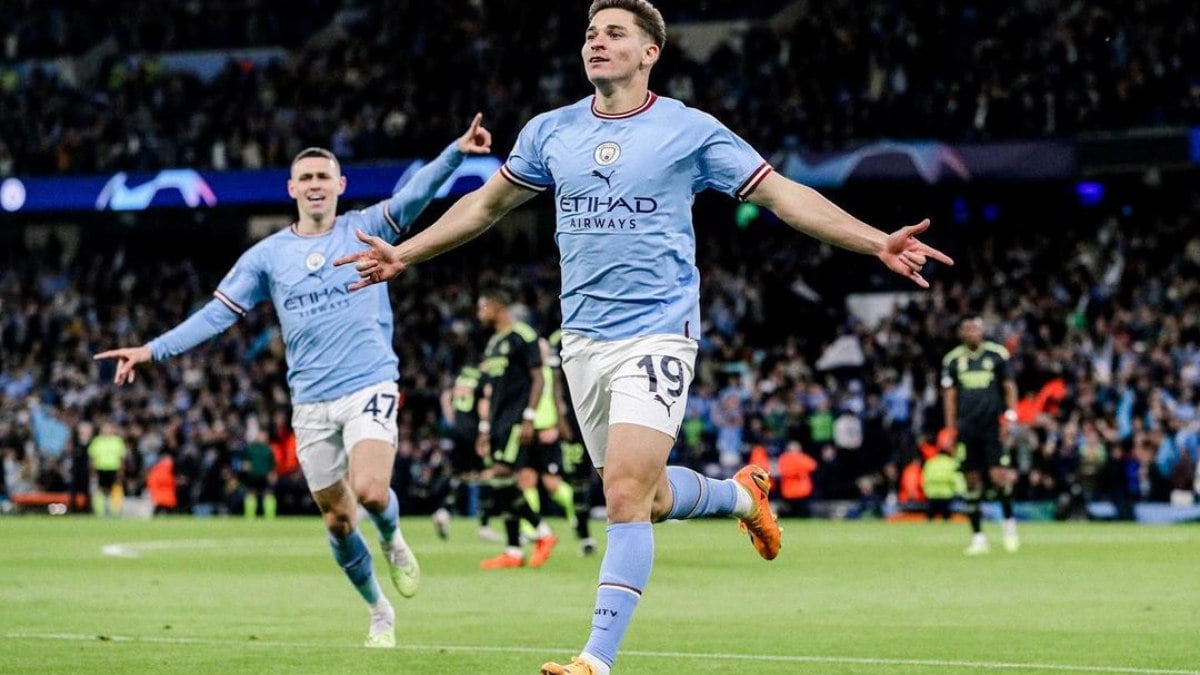 Manchester City assusta Atlético de Madrid com pedida por Julián Álvarez Manchester City assusta Atlético de Madrid com pedida por Julián Álvarez