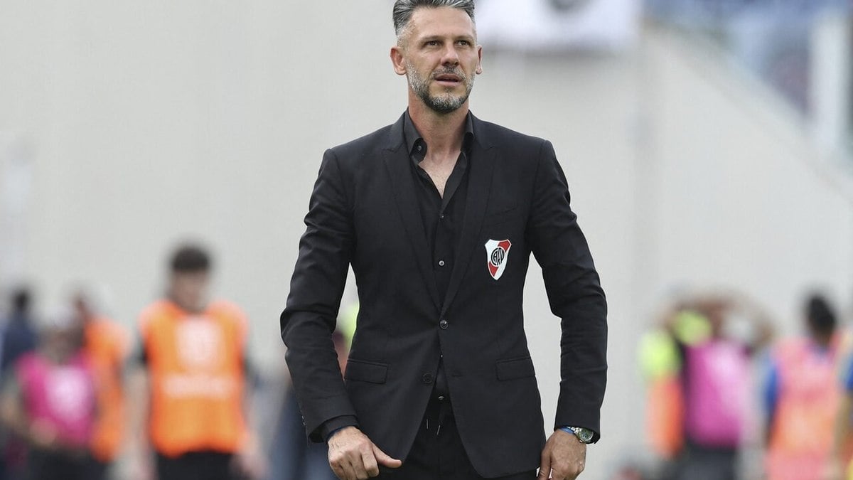 Após ameaças, Demichelis deixará o comando do River Plate Após ameaças, Demichelis deixará o comando do River Plate