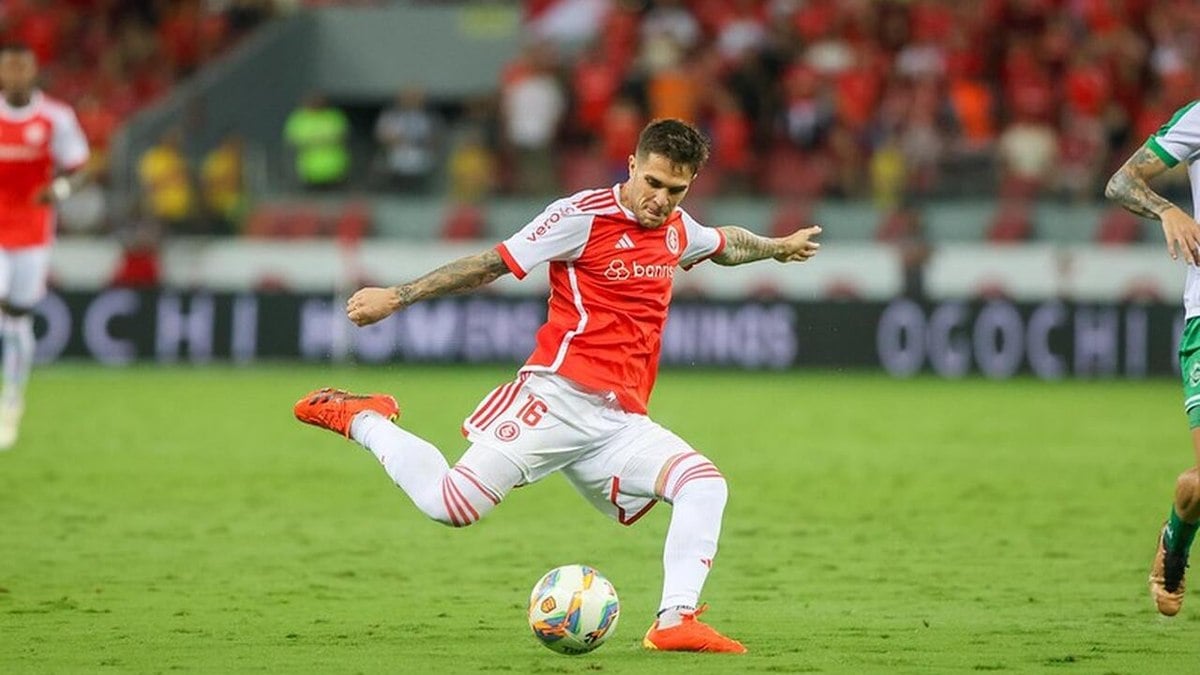 Bustos, do Internacional, recebe sondagem de clube da Rússia