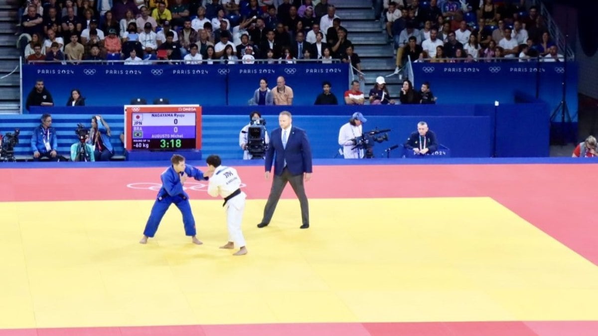 Brasileiros ficam fora da disputa por medalhas no primeiro dia do judô Brasileiros ficam fora da disputa por medalhas no primeiro dia do judô