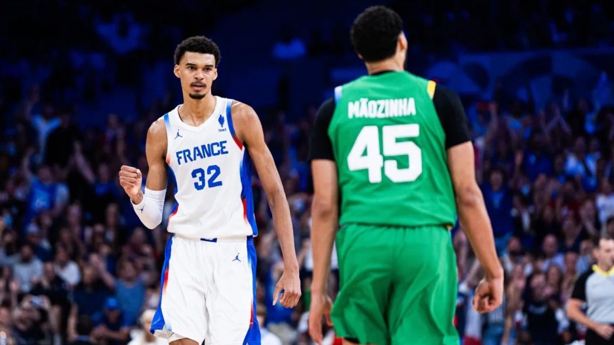 Brasil estreia no basquete com derrota para França; Wembanyama se destaca Brasil estreia no basquete com derrota para França; Wembanyama se destaca