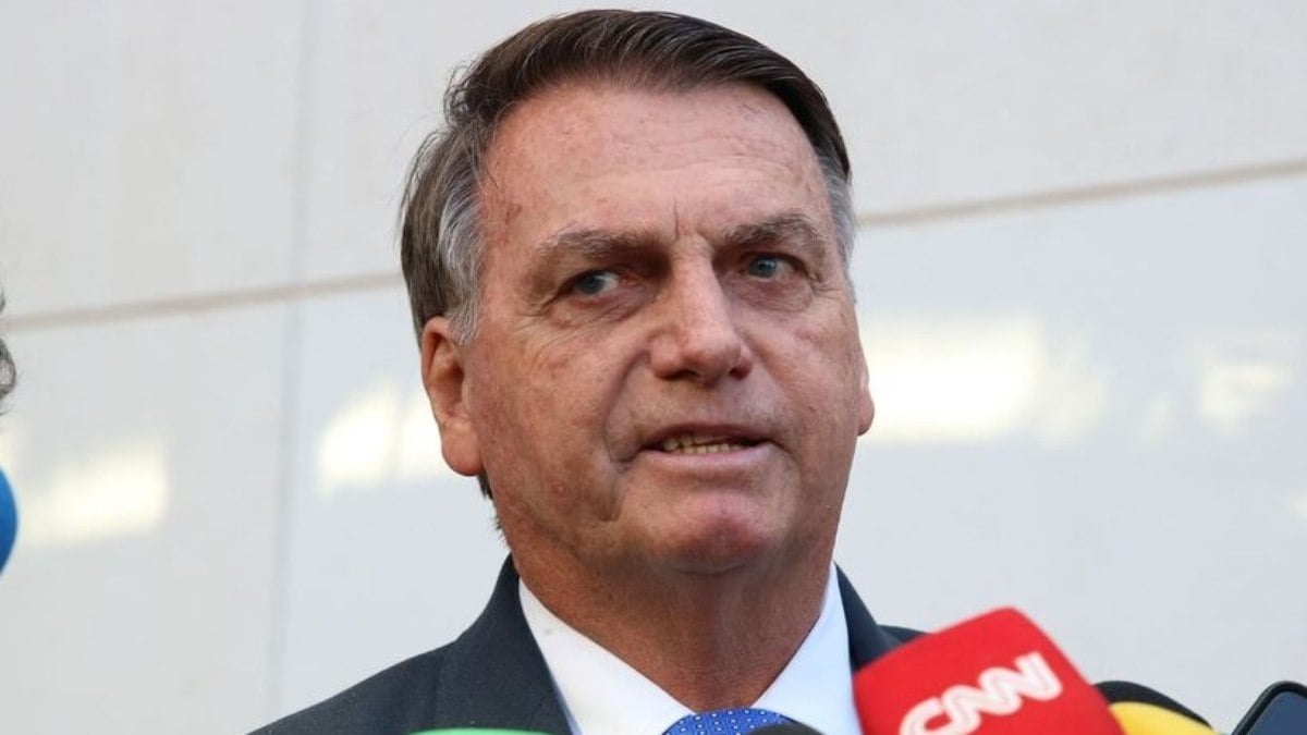 Bolsonaro pode ficar preso por quanto tempo? Veja as penas dos crimes no caso das joias Bolsonaro pode ficar preso por quanto tempo? Veja as penas dos crimes no caso das joias