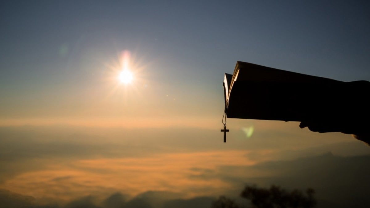 O papel transformador da Capelania: além das fronteiras religiosas O papel transformador da Capelania: além das fronteiras religiosas