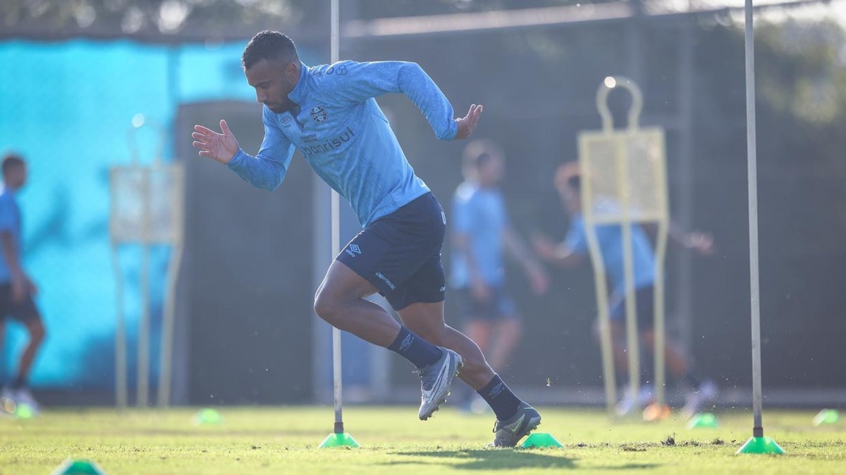 Grêmio negocia saída de Everton Galdino para o futebol japonês Grêmio negocia saída de Everton Galdino para o futebol japonês