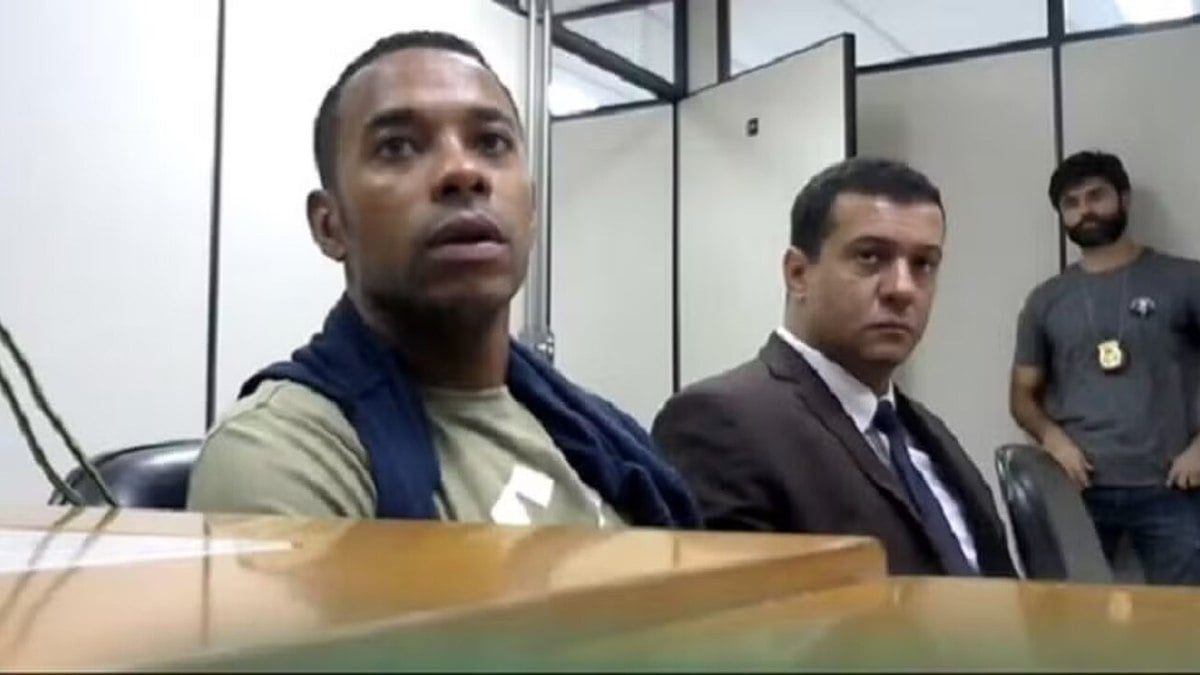 Justiça nega pedido da defesa para diminuir pena do ex-jogador Justiça nega pedido da defesa para diminuir pena do ex-jogador