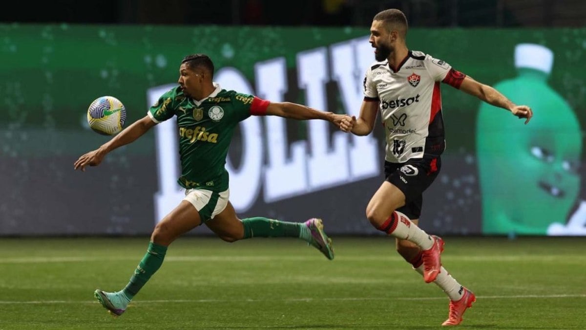 Rony pede desculpas após derrota do Palmeiras em casa Rony pede desculpas após derrota do Palmeiras em casa
