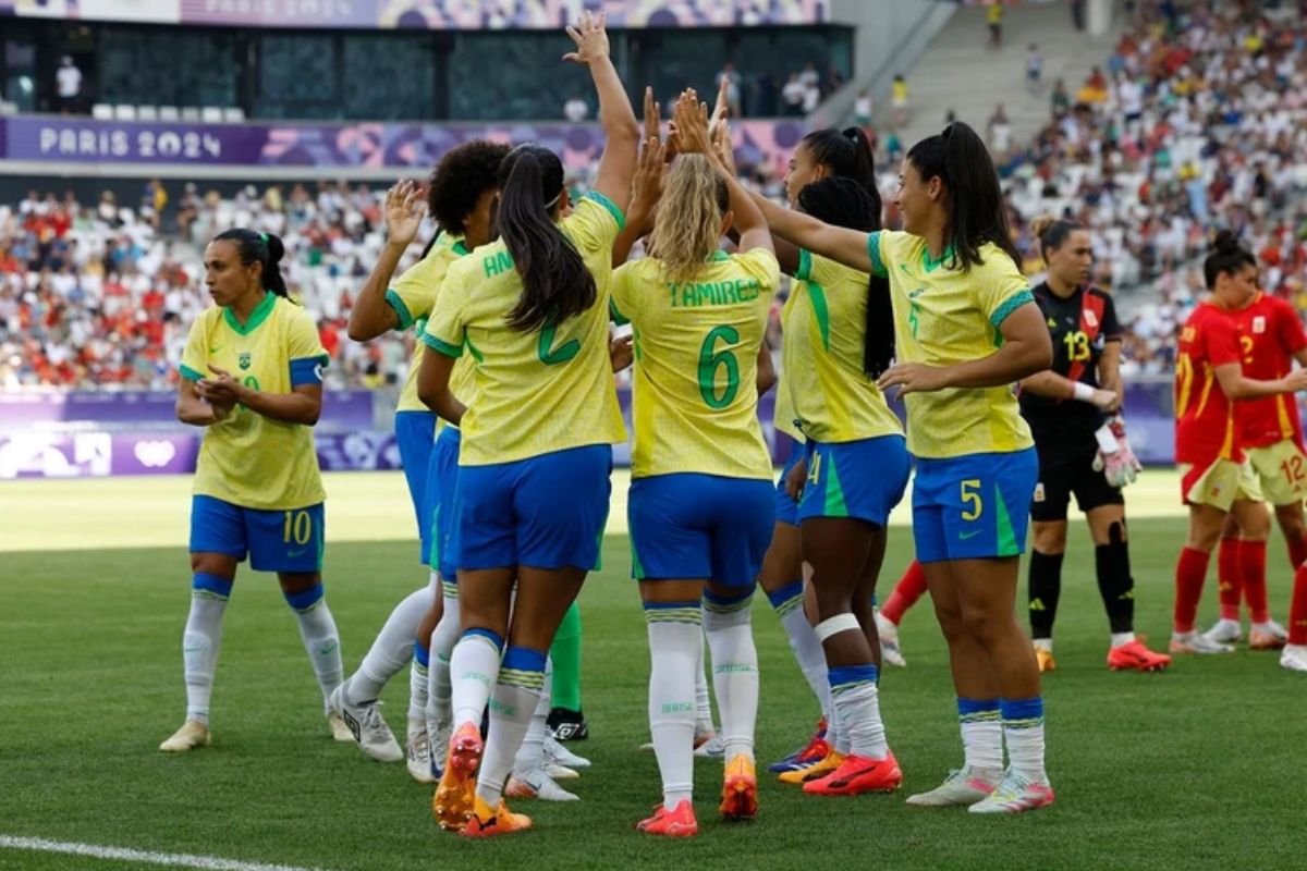 Jogos de Paris: futebol feminino garante vaga nas quartas de final Jogos de Paris: futebol feminino garante vaga nas quartas de final