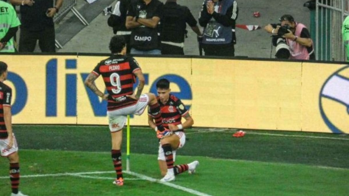 Atuações do Flamengo contra o Bolívar: Luiz Araújo se destaca