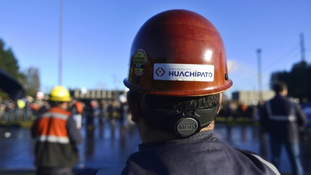Maior siderúrgica do Chile volta a suspender operações devido ao aço chinês Maior siderúrgica do Chile volta a suspender operações devido ao aço chinês