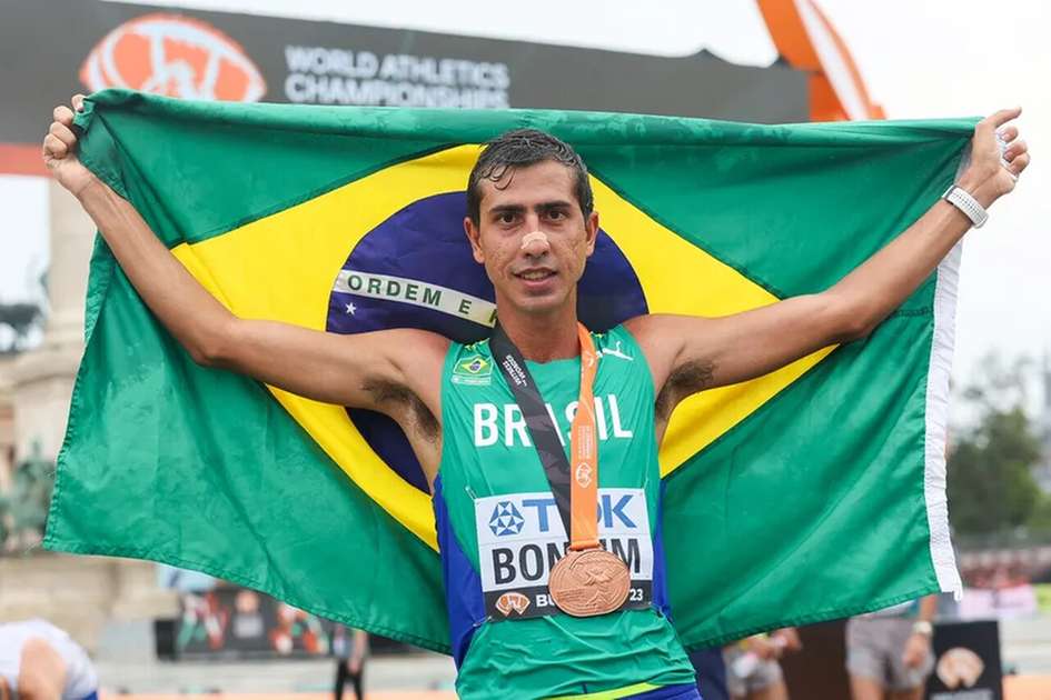 Olimpíadas de Paris 2024: Caio Bonfim conquista prata para o Brasil na marcha atlética – Jogada Olimpíadas de Paris 2024: Caio Bonfim conquista prata para o Brasil na marcha atlética – Jogada