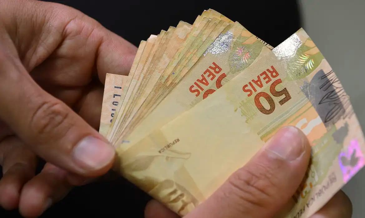 Brasileiros ainda não sacaram R$ 8,5 bilhões de valores a receber – ac24horas.com Brasileiros ainda não sacaram R$ 8,5 bilhões de valores a receber – ac24horas.com