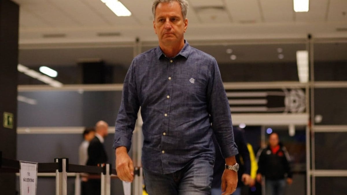 Flamengo perto de anunciar compra do Leixões, de Portugal Flamengo perto de anunciar compra do Leixões, de Portugal
