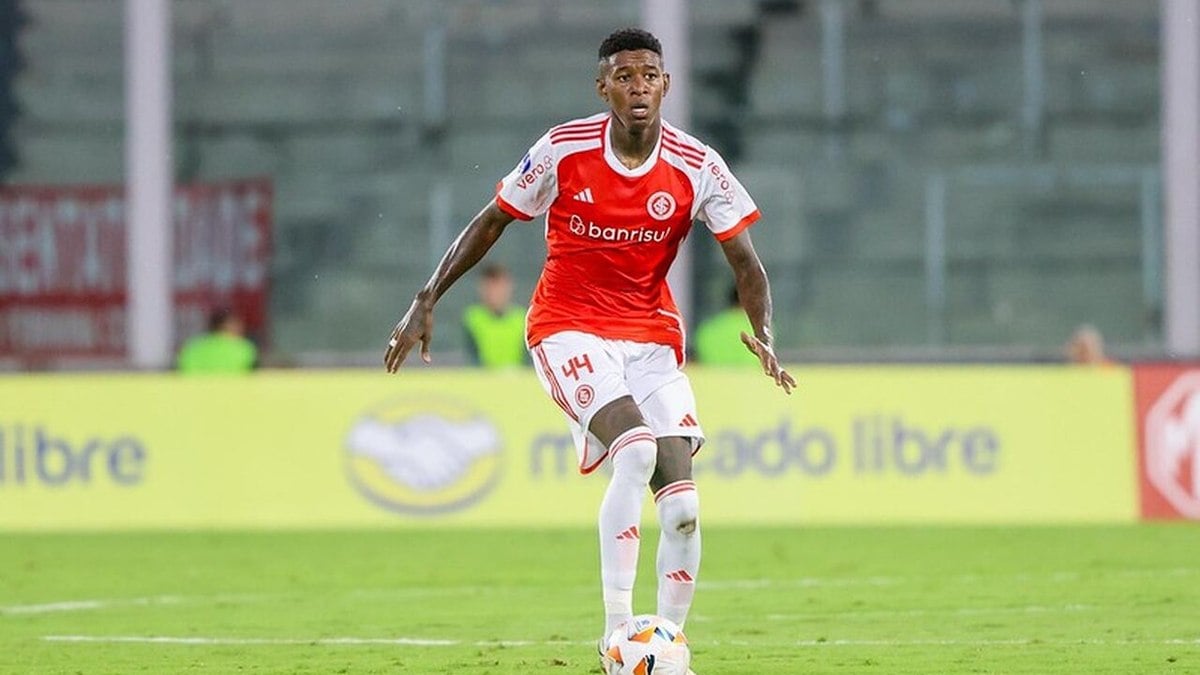 Vitão retorna ao Internacional e pode ser titular em duelo contra o lanterna Vitão retorna ao Internacional e pode ser titular em duelo contra o lanterna