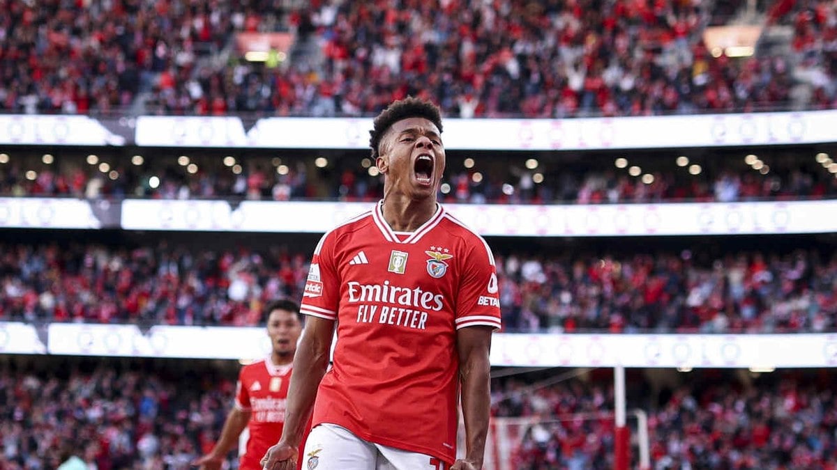 São Paulo faturará ‘bolada’ com chegada de David Neres no Napoli; veja cifras São Paulo faturará ‘bolada’ com chegada de David Neres no Napoli; veja cifras