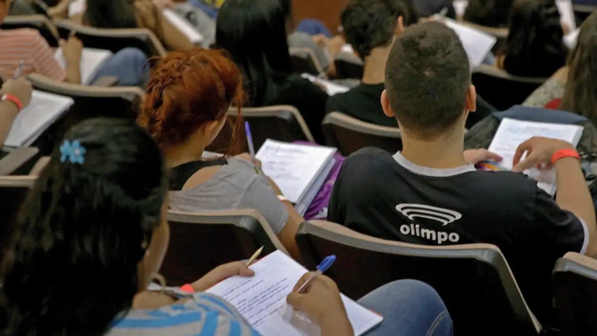 Provas do CNU têm mais de 2 milhões de candidatos; saiba o que levar Provas do CNU têm mais de 2 milhões de candidatos; saiba o que levar