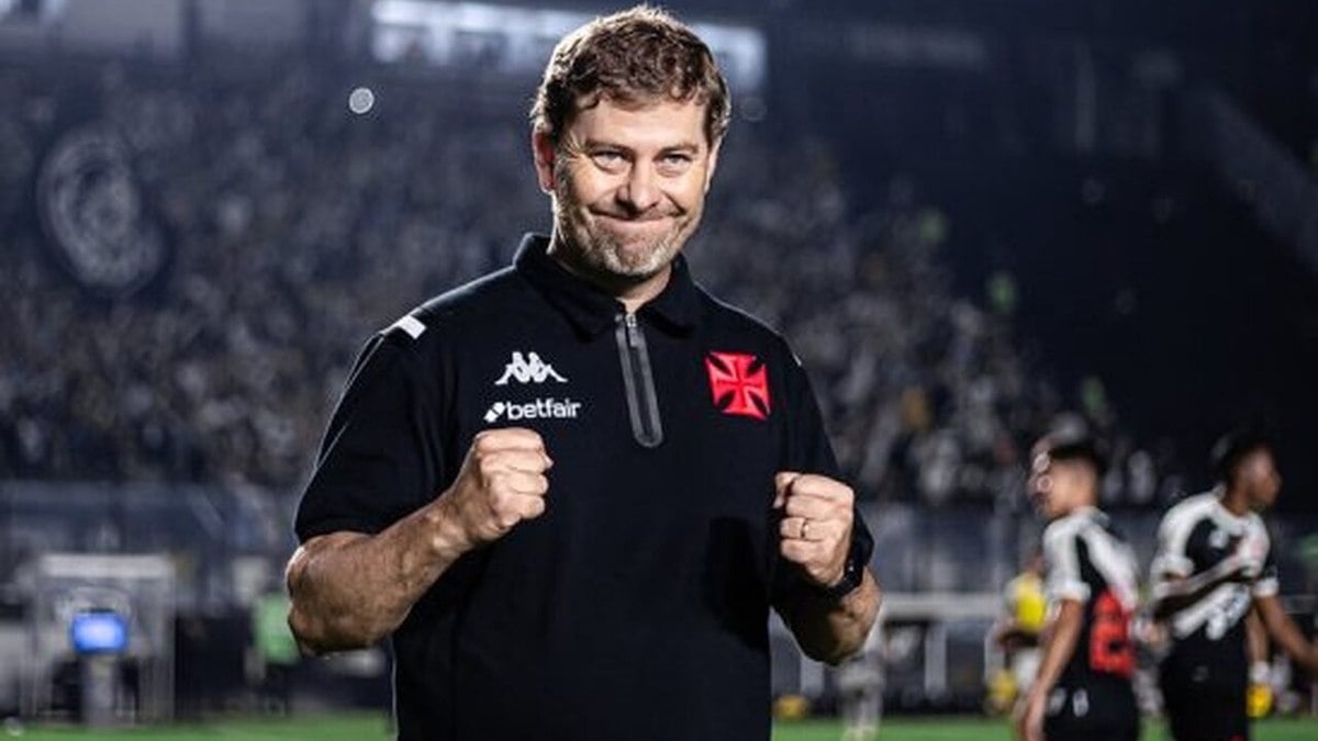 Paiva elogia poder de reação do Vasco em vitória contra o Athletico Paiva elogia poder de reação do Vasco em vitória contra o Athletico