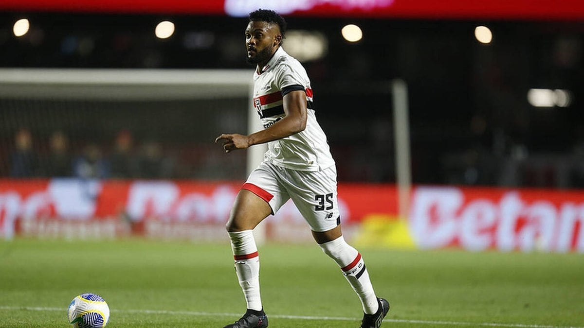 São Paulo renova contrato com o zagueiro Sabino São Paulo renova contrato com o zagueiro Sabino
