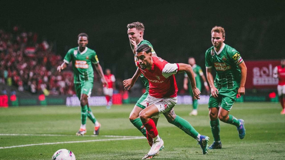 Braga vence Rapid Wien de virada e abre vantagem no playoff da Liga Europa Braga vence Rapid Wien de virada e abre vantagem no playoff da Liga Europa