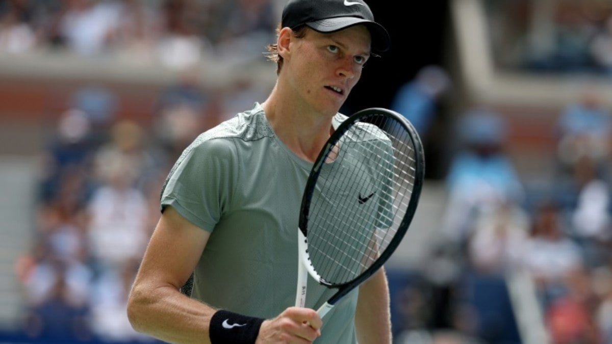 Sinner e Swiatek vencem com autoridade e avançam à 3ª rodada do US Open Sinner e Swiatek vencem com autoridade e avançam à 3ª rodada do US Open