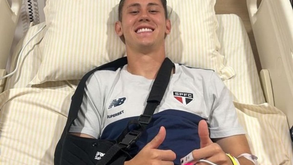 Patryck recebe alta e inicia recuperação no São Paulo Patryck recebe alta e inicia recuperação no São Paulo