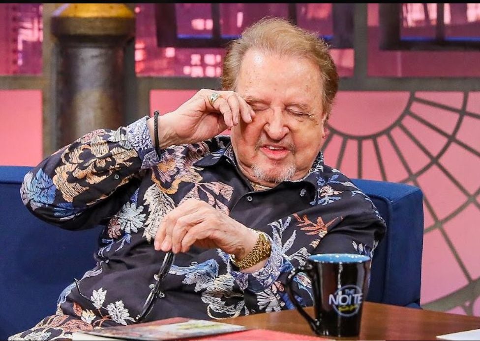 Carlos Villagrán se emociona ao falar sobre Quico, de ‘Chaves’ Carlos Villagrán se emociona ao falar sobre Quico, de ‘Chaves’