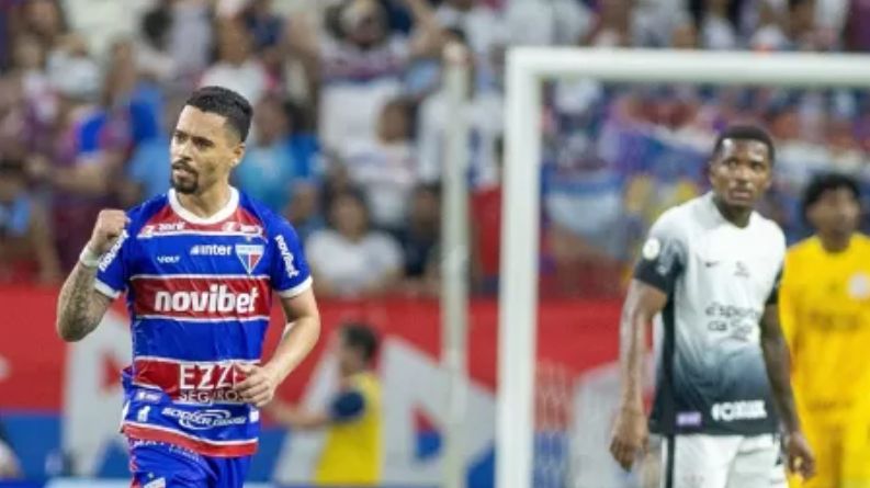 Fortaleza vence na marra, assume a liderança e afunda o Corinthians no Z4 – ac24horas.com Fortaleza vence na marra, assume a liderança e afunda o Corinthians no Z4 – ac24horas.com