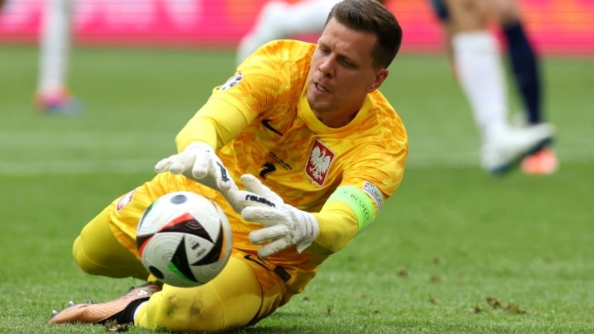 Após deixar a Juventus, goleiro polonês Szczesny anuncia aposentadoria Após deixar a Juventus, goleiro polonês Szczesny anuncia aposentadoria