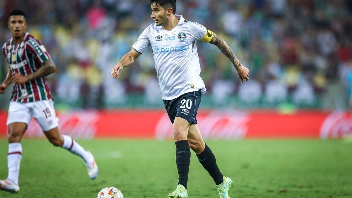 Villasanti expõe frustração com queda do Grêmio na Libertadores: ‘Dói muito’ Villasanti expõe frustração com queda do Grêmio na Libertadores: ‘Dói muito’