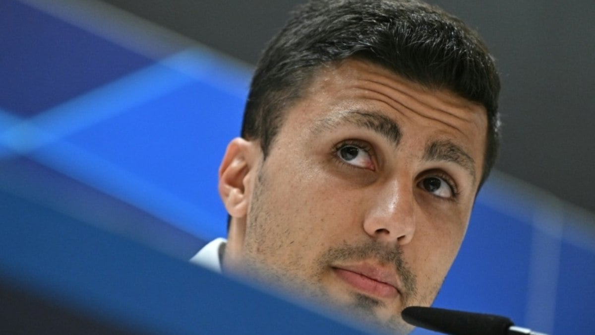 Rodri vai desfalcar City na estreia na Premier League contra o Chelsea Rodri vai desfalcar City na estreia na Premier League contra o Chelsea
