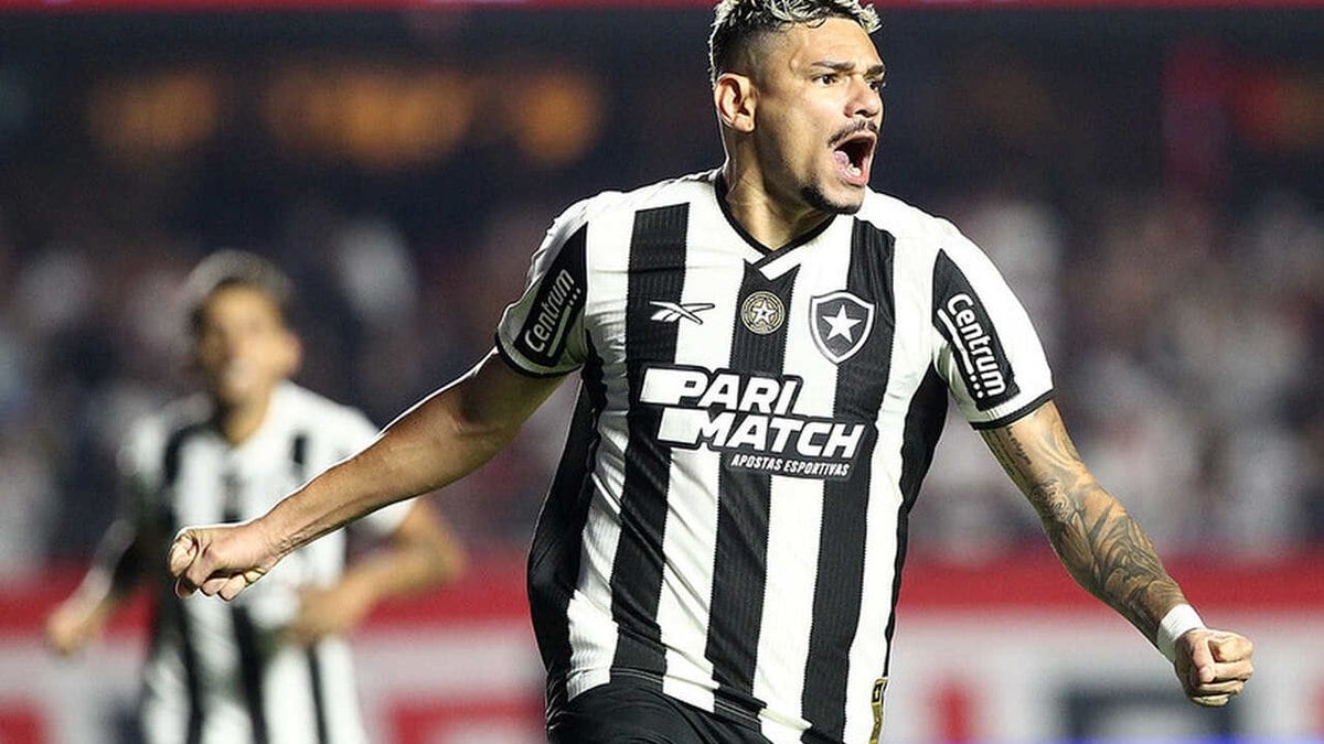 Tiquinho, do Botafogo, pode iniciar como titular após quase um mês Tiquinho, do Botafogo, pode iniciar como titular após quase um mês