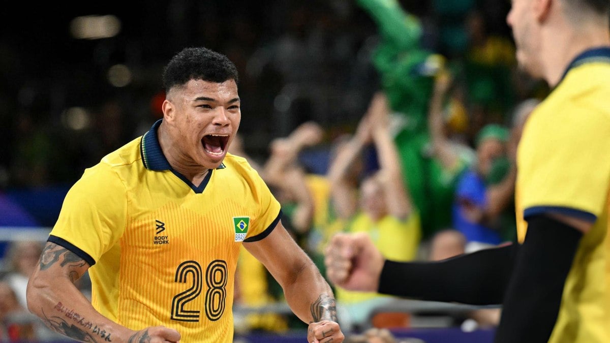 Brasil vence o Egito e garante vaga nas quartas de final no vôlei masculino Brasil vence o Egito e garante vaga nas quartas de final no vôlei masculino