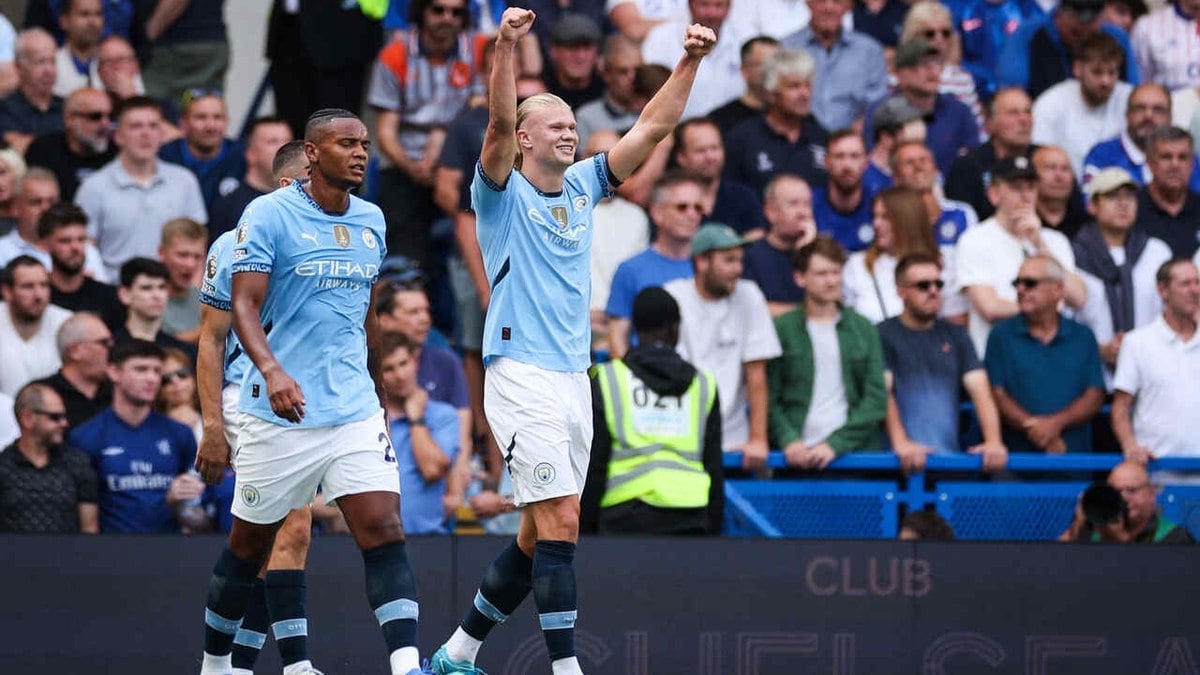 Em sua estreia no Inglês, City vai até Londres e vence o Chelsea Em sua estreia no Inglês, City vai até Londres e vence o Chelsea
