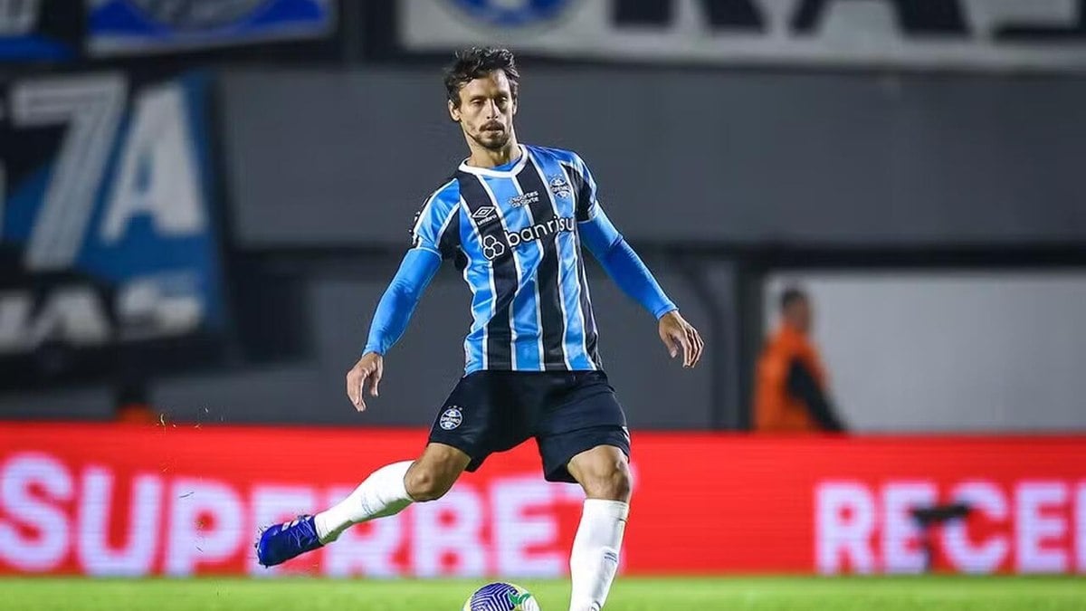 Rodrigo Caio poderá ficar de fora da lista do Grêmio na Libertadores Rodrigo Caio poderá ficar de fora da lista do Grêmio na Libertadores