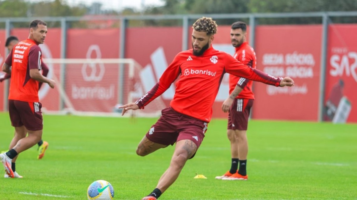 Nathan e Clayton Sampaio são registrados no BID e podem estrear pelo Internacional Nathan e Clayton Sampaio são registrados no BID e podem estrear pelo Internacional
