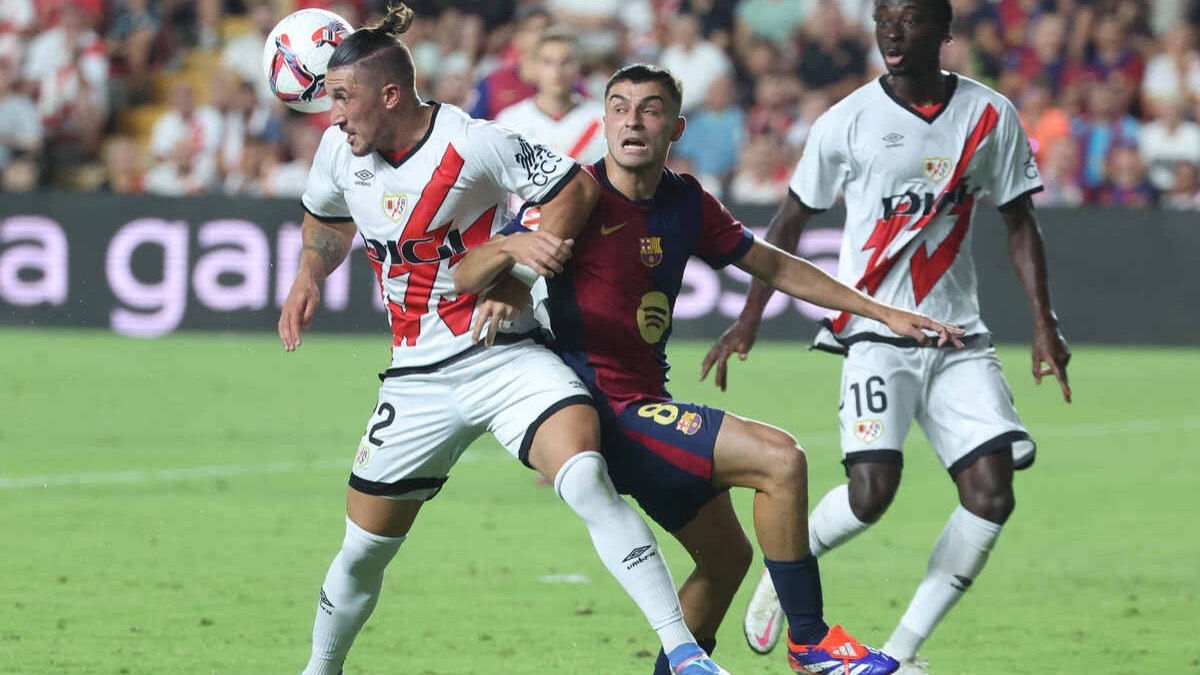 Barcelona vence Rayo Vallecano com gol do estreante Dani Olmo Barcelona vence Rayo Vallecano com gol do estreante Dani Olmo