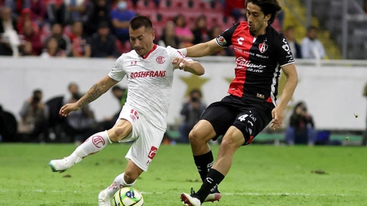 Vasco mira a contratação do atacante Jean Meneses, do Toluca Vasco mira a contratação do atacante Jean Meneses, do Toluca