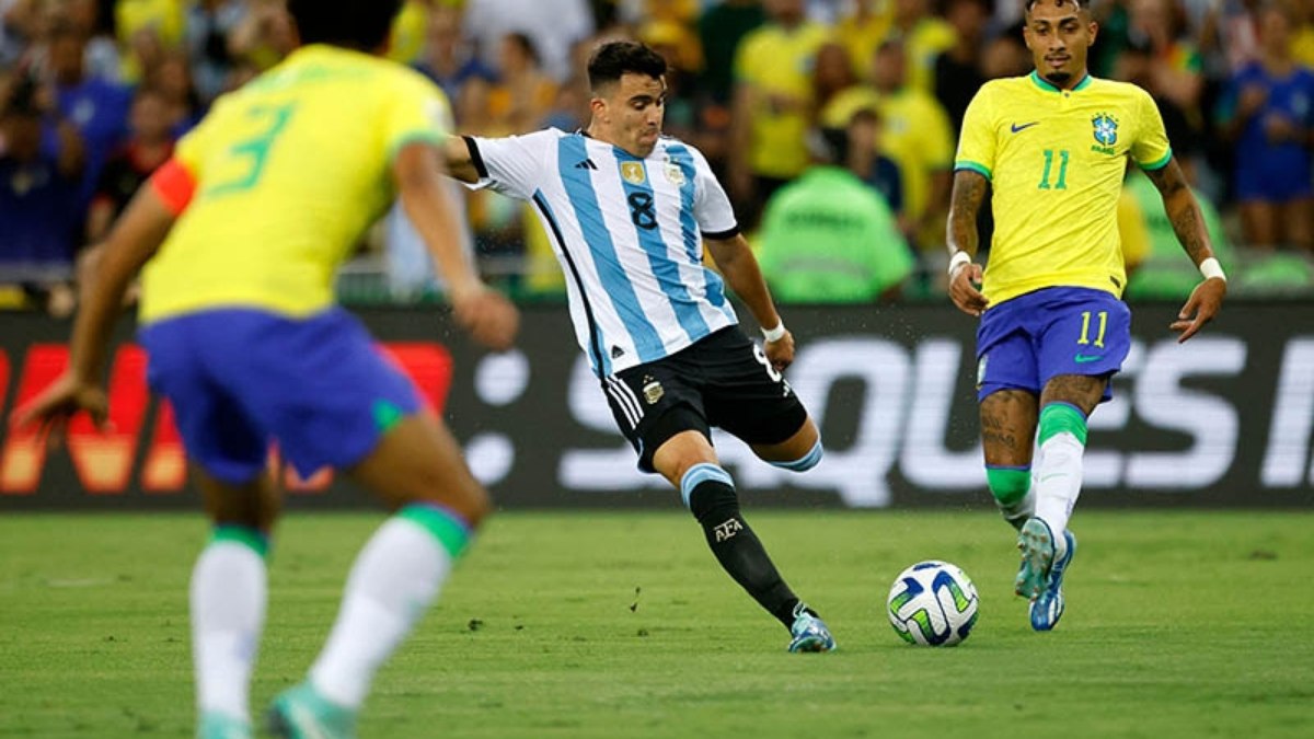 Marcos Acuña chega a Argentina para assinar com o River Plate Marcos Acuña chega a Argentina para assinar com o River Plate