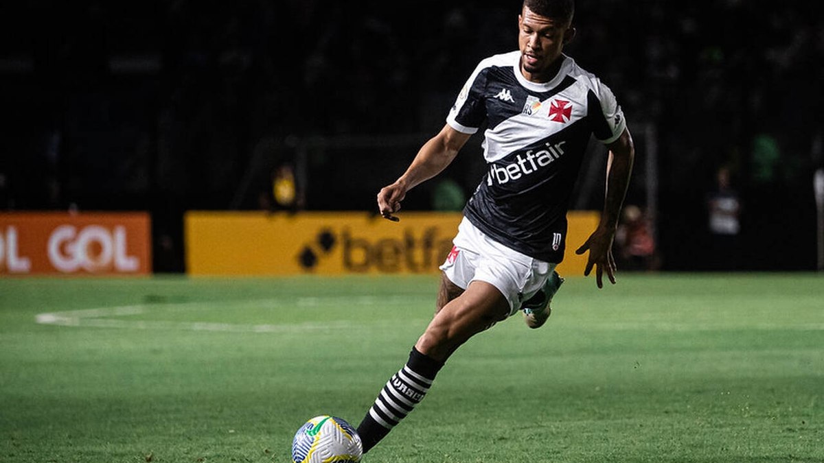 João Victor se recupera de lesão e deve reforçar o Vasco contra o Flu João Victor se recupera de lesão e deve reforçar o Vasco contra o Flu