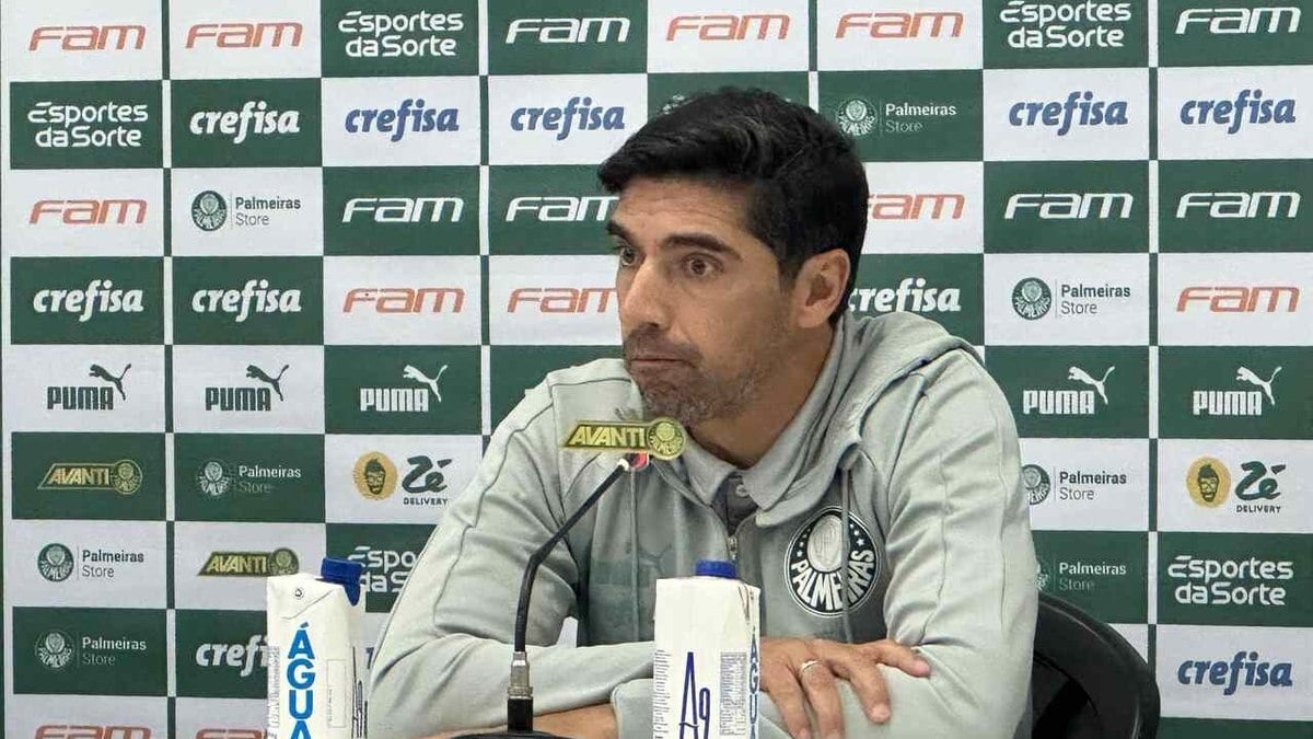 Abel Ferreira cita saúde mental de Simone Biles em coletiva do Palmeiras Abel Ferreira cita saúde mental de Simone Biles em coletiva do Palmeiras