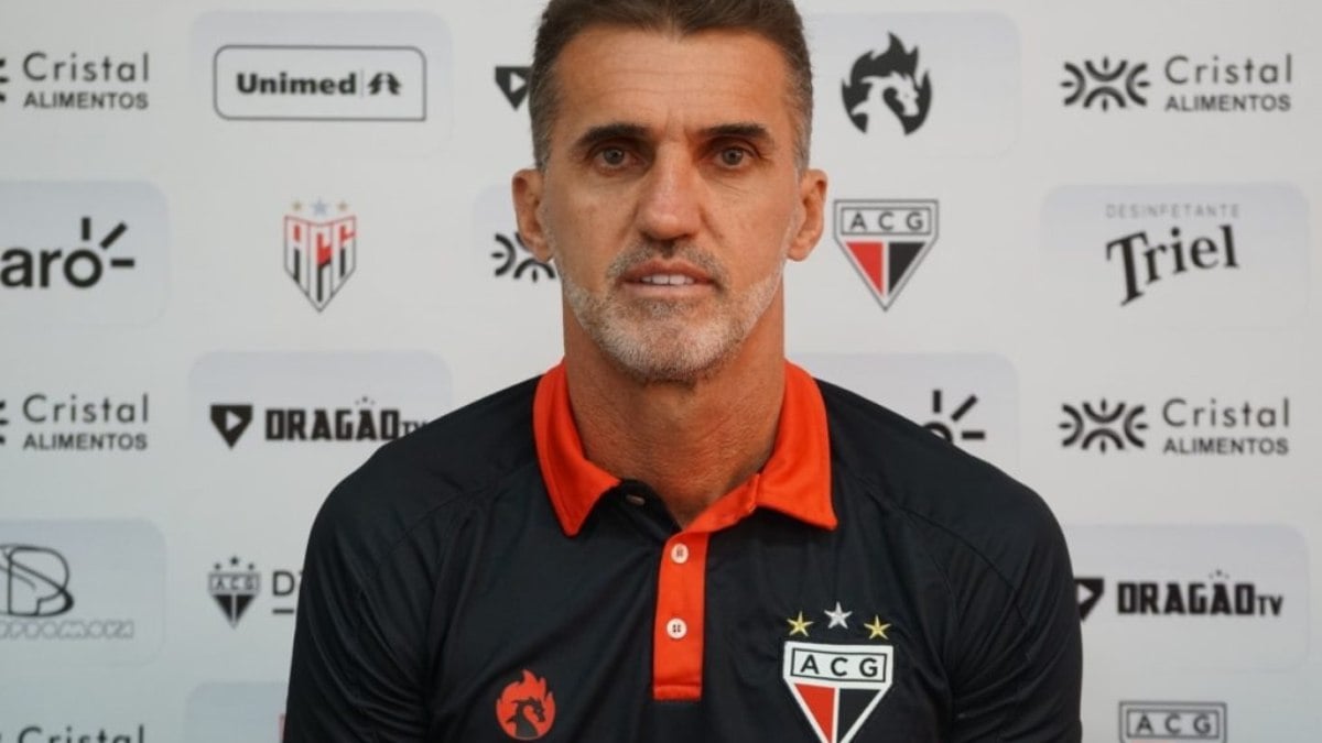 Atlético-GO demite Vagner Mancici e encaminha contratação de Umberto Louzer Atlético-GO demite Vagner Mancici e encaminha contratação de Umberto Louzer