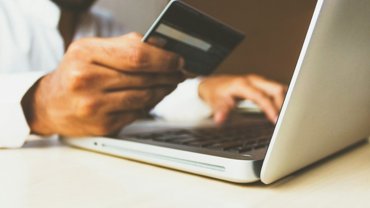 Brasil é o 2º país com mais roubos de informações de cartões de pagamento Brasil é o 2º país com mais roubos de informações de cartões de pagamento